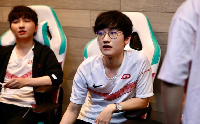 保持状态才 保持状态才