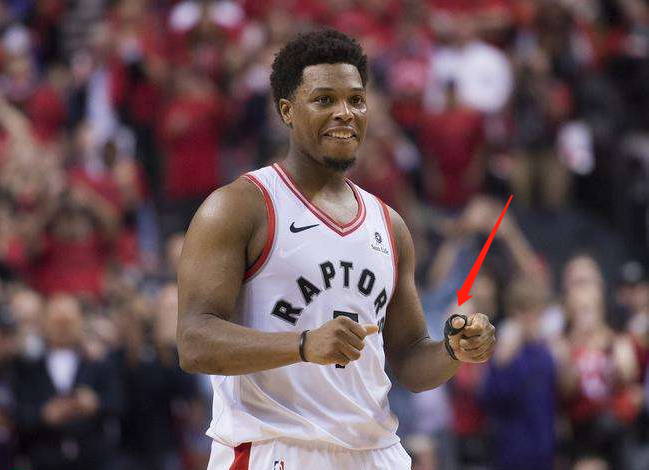 他每球必争 他每球必争