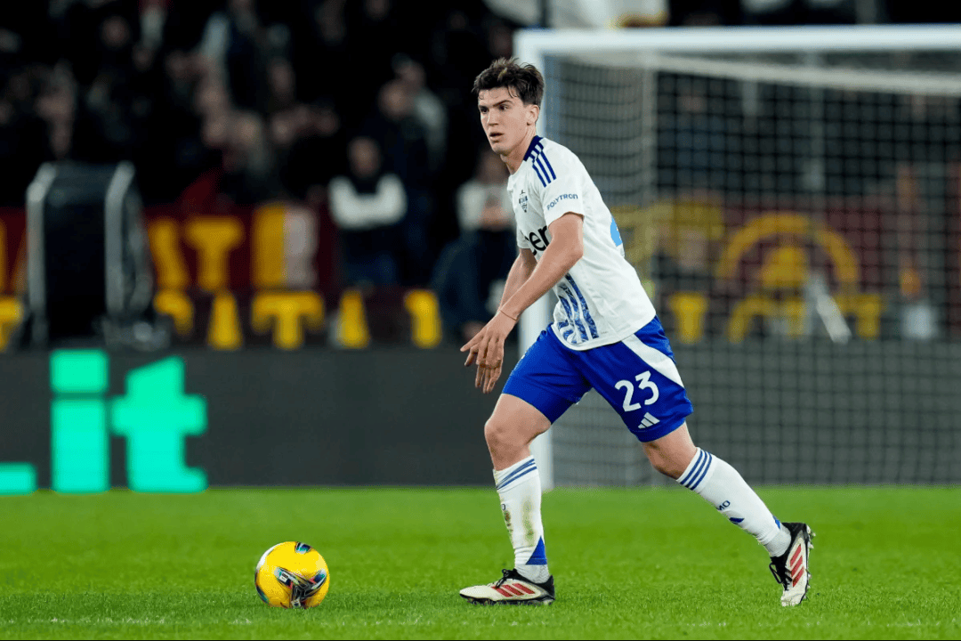 曼城聘请了 曼城聘请了