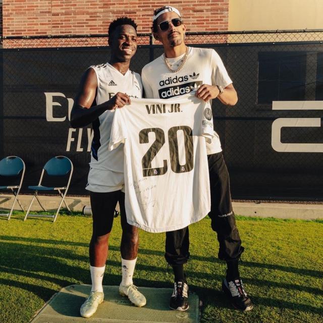 场景建立自 场景建立自