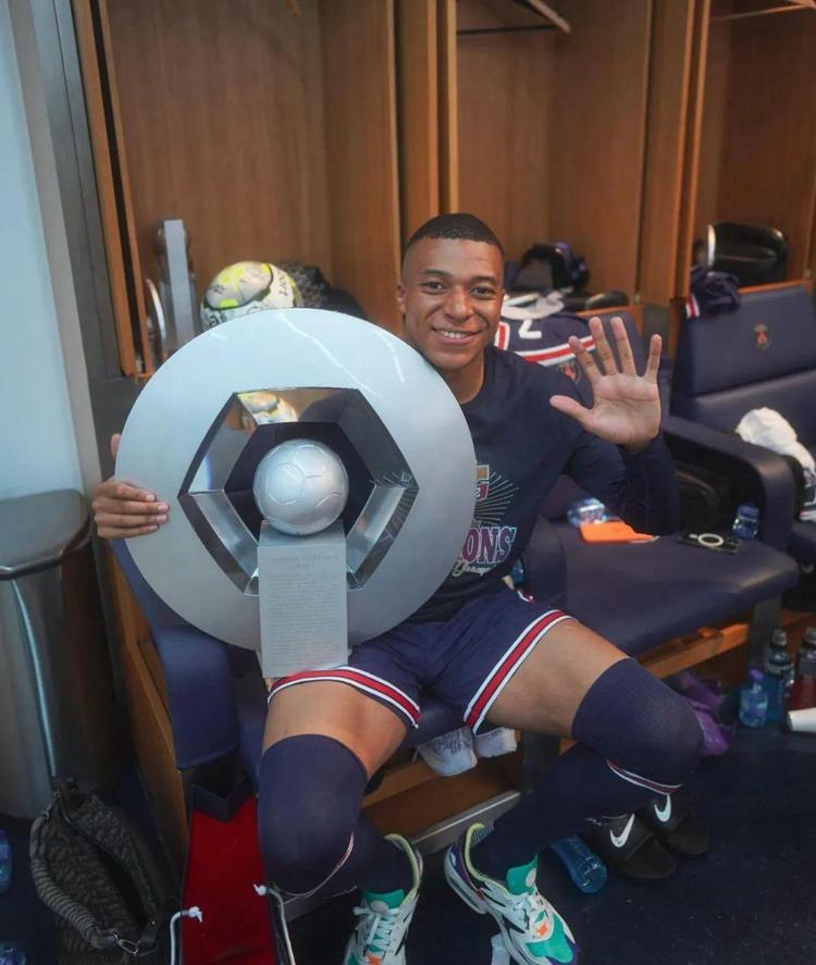 比例是否接 比例是否接